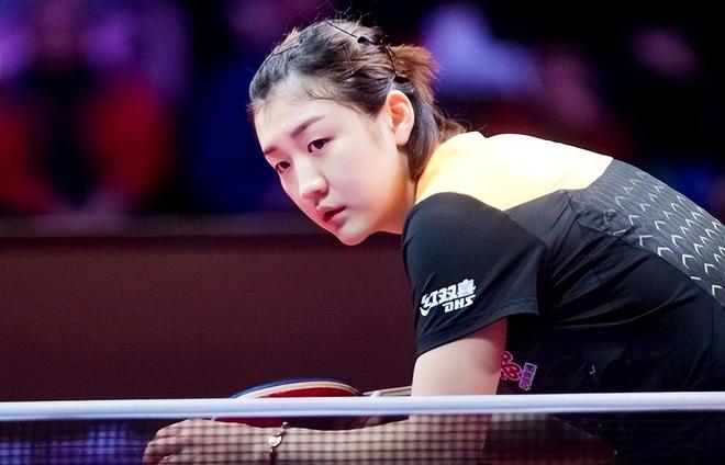 曼城中场伊 曼城中场伊